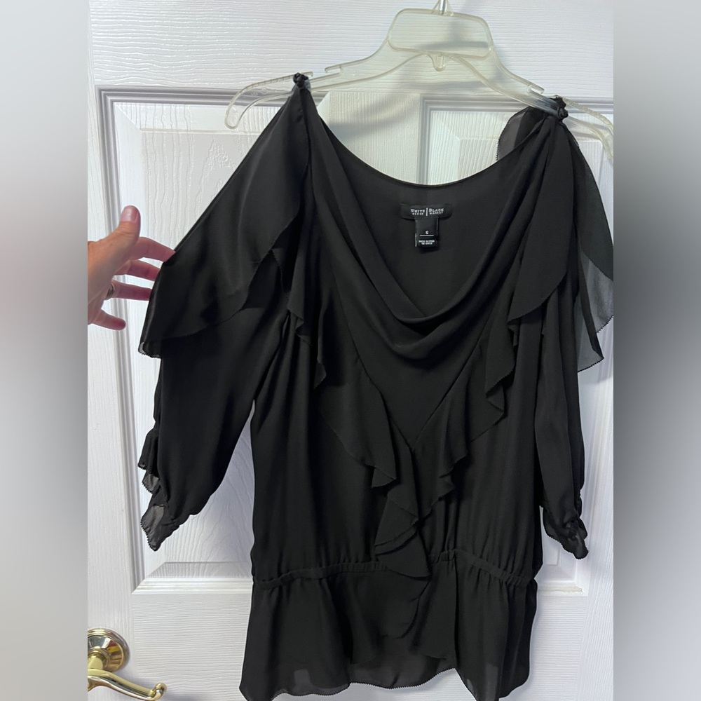 White House Black Market dressy silk chiffon cold shoulder blouse. Worn 1x Small
